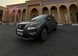 نيسان روج